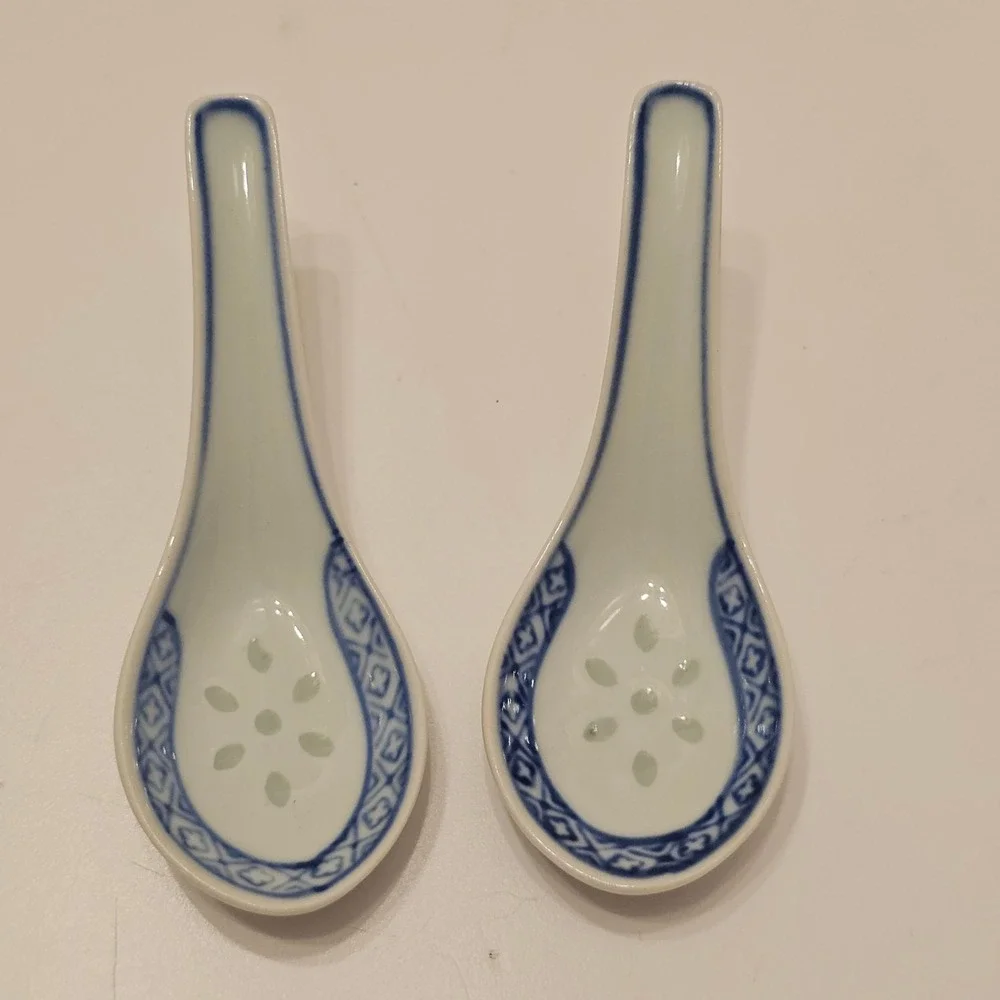 Vintage Blue White Rice Grain Porcelain Soup Spoons Set of 9+2 Chinese Dragon